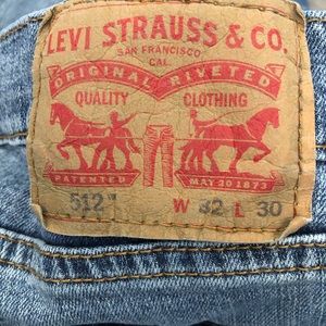 Levi’s men’s 512 slim fit tapered leg